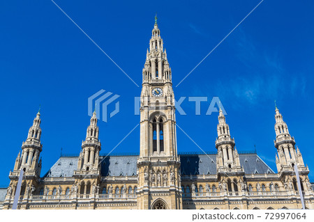 Rathaus (City hall) in Vienna Rathaus (City hall) in Vienna 72997064