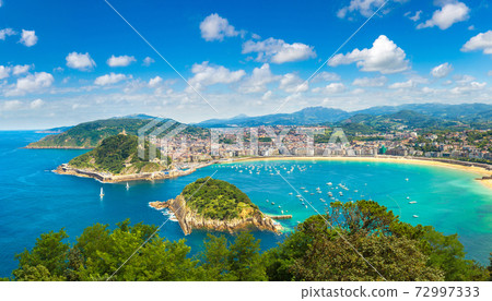 Panoramic view of San Sebastian 72997333