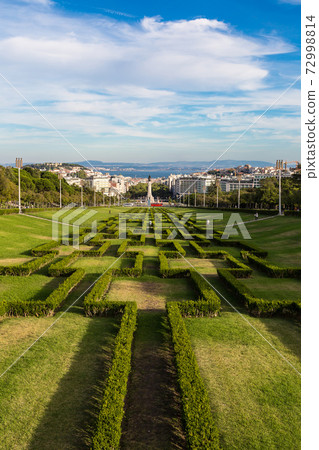 Eduardo VII park   in Lisbon 72998814