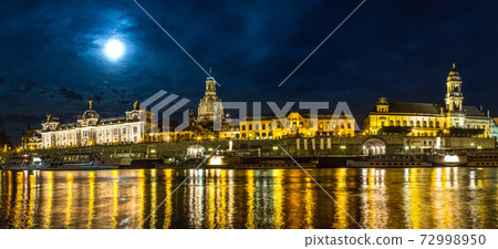 Dresden in night Dresden in night 72998950