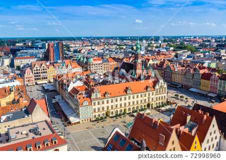 Market Square in Wroclaw 72998960