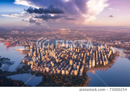 Downtown Vancouver, BC, Canada. 73000254