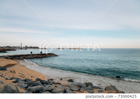 Yeongjin Beach and seawall in Gangneung, Korea Yeongjin Beach and seawall in Gangneung, Korea 73000425