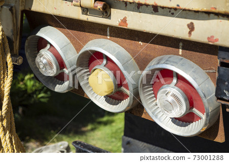 Truck tail lamp Truck tail lamp 73001288