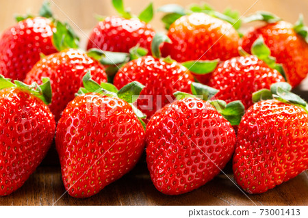 Strawberry image that looks delicious Strawberry image that looks delicious 73001413