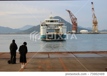 在島上(廣島縣宇津那港)上學⓶ 在島上(廣島縣宇津那港)上學⓶ 73002489