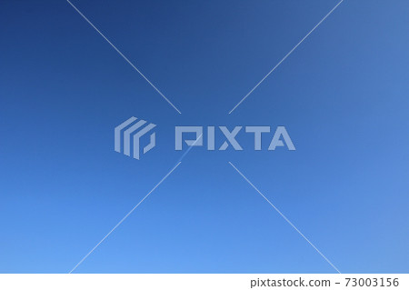 Contrail Contrail 73003156
