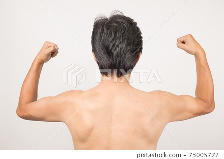 光膀子的中年男人 光膀子的中年男人 73005772