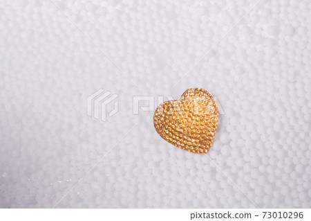 Heart shaped bright object in view Heart shaped bright object in view 73010296