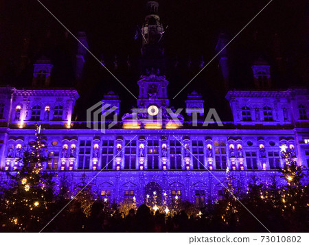 Christmas in Paris Christmas in Paris 73010802