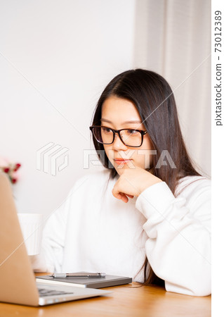 女士家用電腦在線 73012389