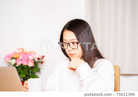女士家用電腦在線 73012390