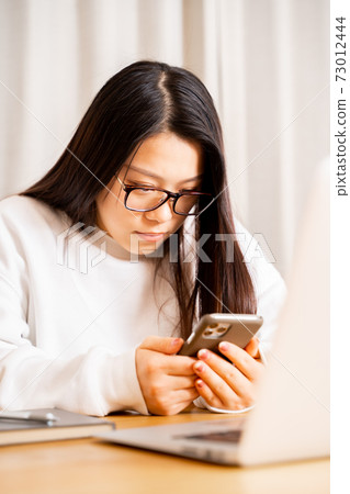 女士家用電腦在線 73012444