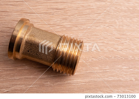 Domestic water supply brass fittings kit. 1/2 union, nuts and rubber washers. 73013100