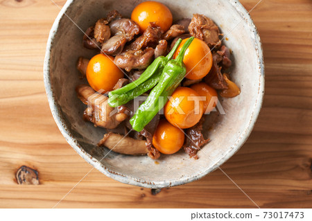 Simmered chicken 73017473