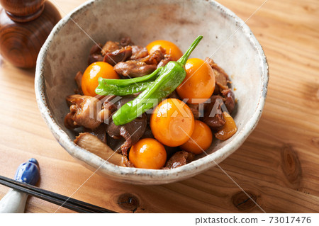 Simmered chicken 73017476