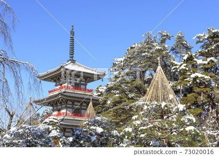 Sendai Snow Ring Oji Garden 73020016