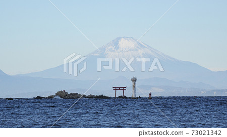 Winter in Zushi City, Hayama Town, Miura District, Kanagawa Prefecture, on the Shonan Miura Peninsula Winter in Zushi City, Hayama Town, Miura District, Kanagawa Prefecture, on the Shonan Miura Peninsula 73021342