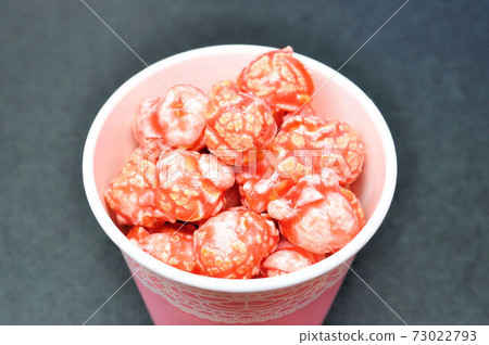 Strawberry popcorn Strawberry popcorn 73022793