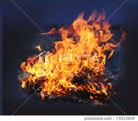 烈焰，烈火，烈火，烈焰 73023604
