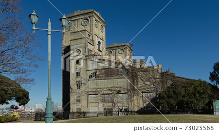 The ancient and famous former racecourse in Yokohama. 73025568