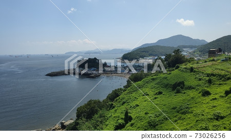 海 海 73026256