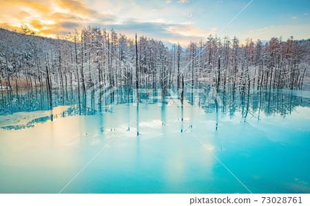 Biei-cho, Hokkaido Snow and sunrise blue pond November Biei-cho, Hokkaido Snow and sunrise blue pond November 73028761