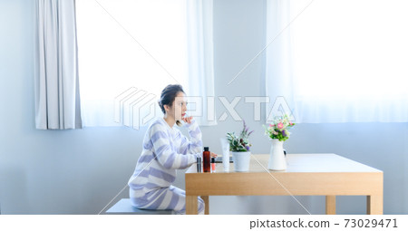 Time spent in the room Time spent in the room 73029471