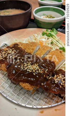 名古屋特產味o炸肉排 名古屋特產味o炸肉排 73030929