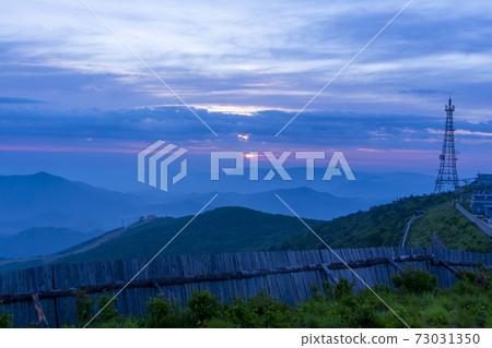 Hambae Mountain, Taebaek City, Gangwon Province Hambae Mountain, Taebaek City, Gangwon Province 73031350