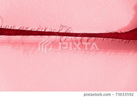 Frayed cloth 73033592