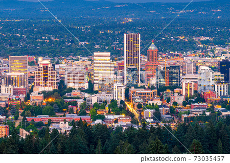 Portland, Oregon, USA Downtown 73035457