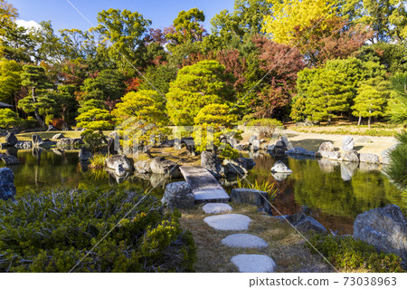 秋日花園京都二條城 照片素材 圖片 圖庫