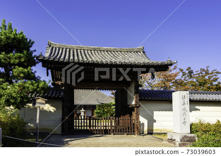 Hokke-ji Temple Namdaemun, Nara City, Nara Prefecture 73039603