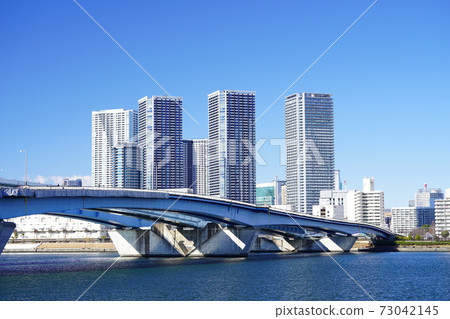 東京灣地區晴海碼頭的風景 東京灣地區晴海碼頭的風景 73042145