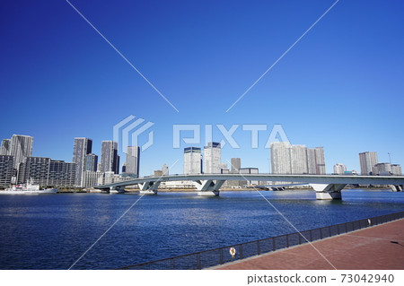 東京灣地區晴海碼頭的風景 東京灣地區晴海碼頭的風景 73042940