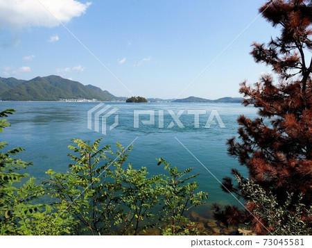 Seto Inland Sea seen from northern Sagi Island (Mihara City, Hiroshima Prefecture) 73045581