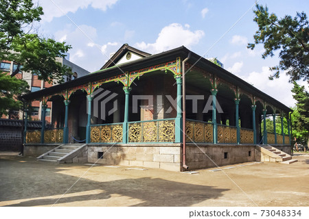 Deoksugung outing 73048334