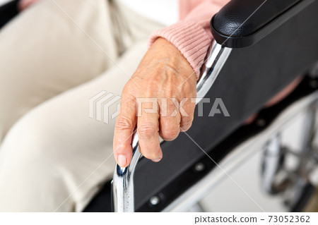Nursing care image Wheelchair at hand Nursing care image Wheelchair at hand 73052362
