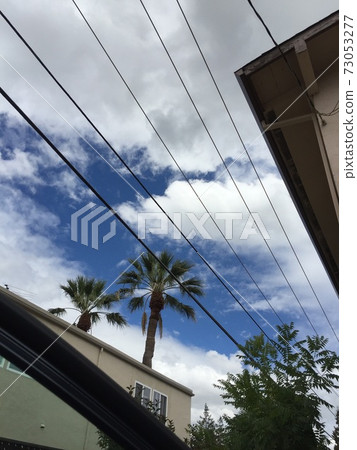 Parallel lines separating the car door and the sky Parallel lines separating the car door and the sky 73053277