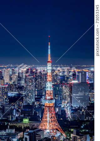 東京鐵塔在晚上 73053345