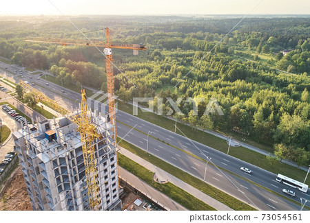 Building house in green area 73054561