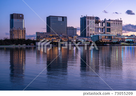 《Tokyo》 Night view of Odaiba / Tokyo Bay area 《Tokyo》 Night view of Odaiba / Tokyo Bay area 73055209