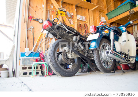 車庫自行車 73056930