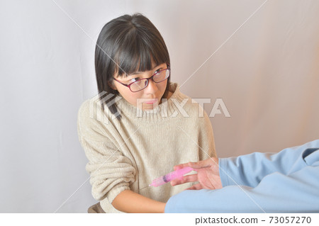 Corona vaccination 73057270