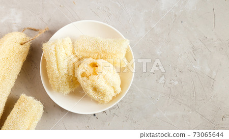 Luffa sponge for zero waste dish washing 73065644