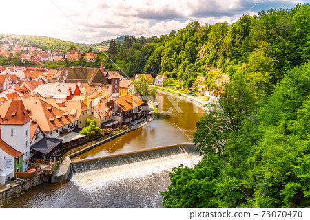 Cesky Krumlov historical centre 73070470