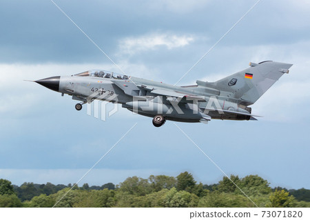 德國空軍龍捲風IDS起飛 73071820
