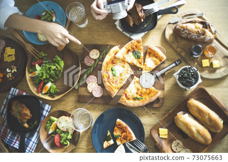 Dishes Dishes 73075663