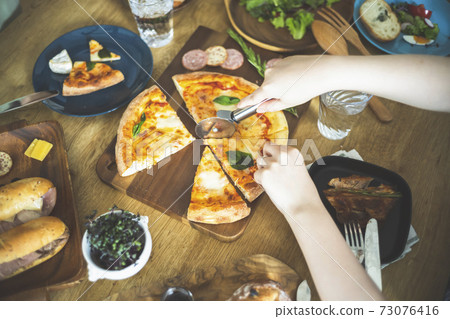 做飯的女人 73076416